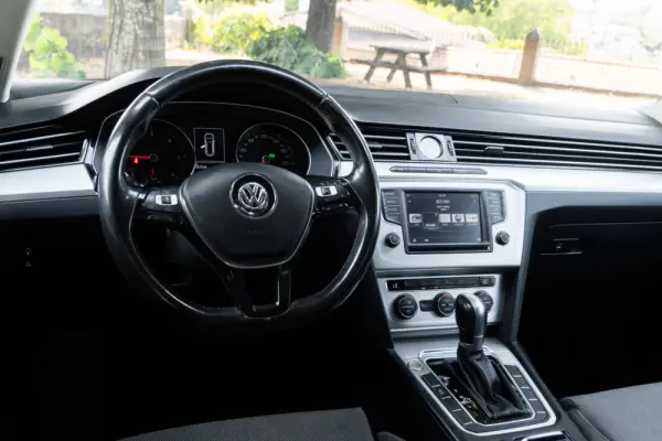 Volkswagen Passat Variant 1.6 TDI Confortline DSG 7