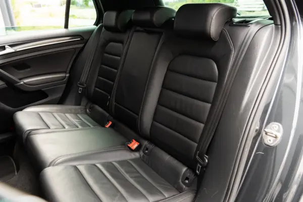Volkswagen Golf 2.0 TDi GTD DSG 9