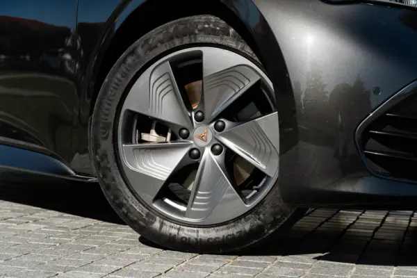 Cupra Born 58 kWh Plus 26