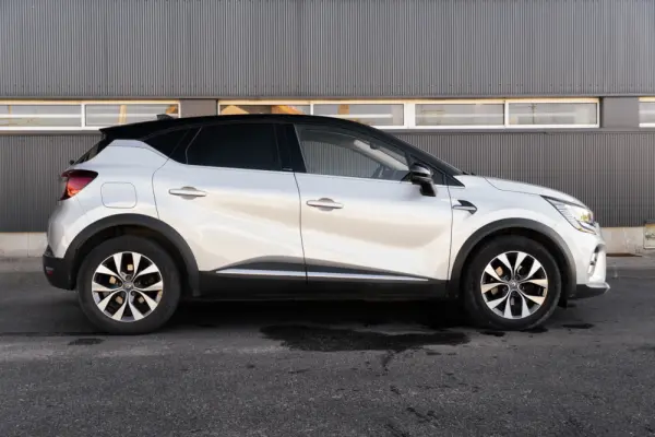 Renault Captur 1.6 E-Tech Plug-In Intens 30