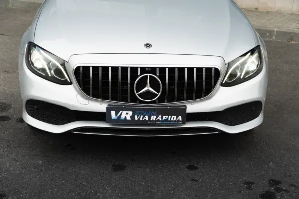 Mercedes-Benz E 220 D Avantgarde 33