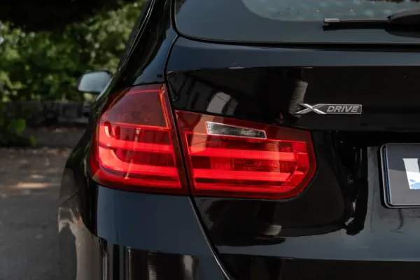 BMW 320 d xDrive Line Luxury 34