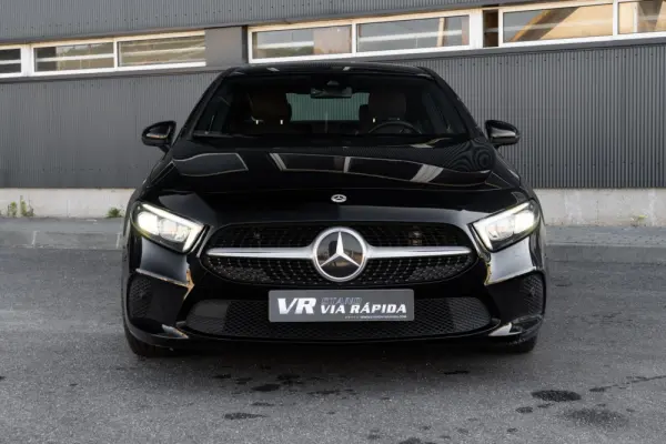 Mercedes-Benz A 180 Limousine d Progressive Aut. 2