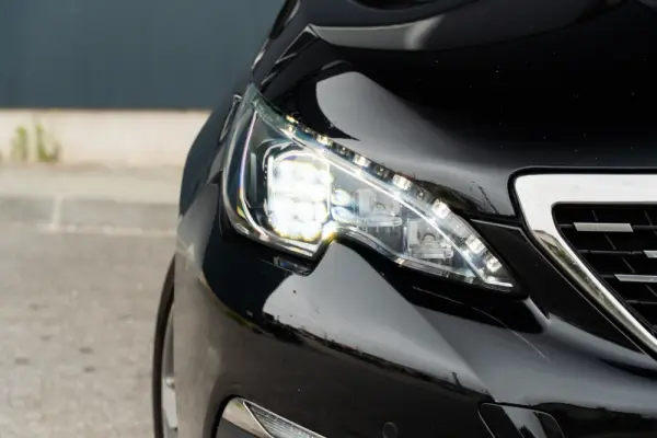 Peugeot 308 1.5 BlueHDi GT Line 27
