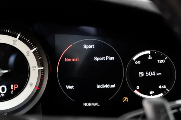 Porsche 911 (992) Carrera 4S PDK 52