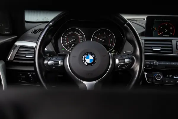 BMW 116 d Pack M Auto 12
