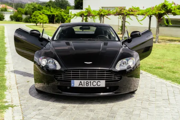 Aston Martin Vantage Coupe Sportshift 21