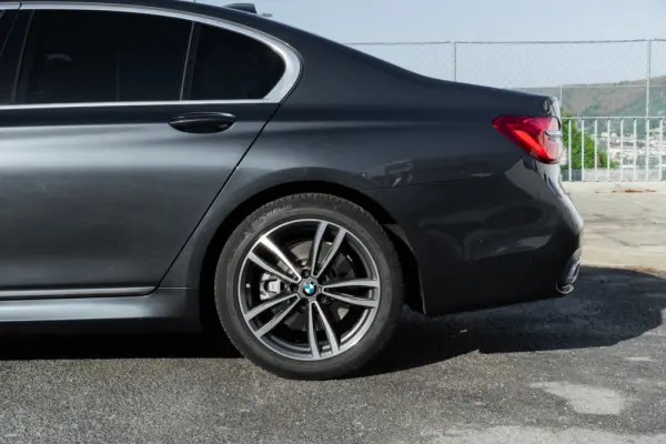BMW 730 d Pack M Auto 49