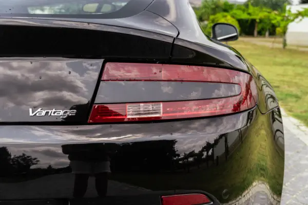 Aston Martin Vantage Coupe Sportshift 27