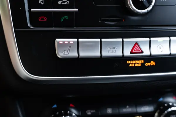 Mercedes-Benz CLA 180 d 23