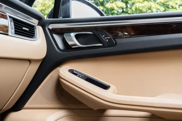 Porsche Macan PDK 50