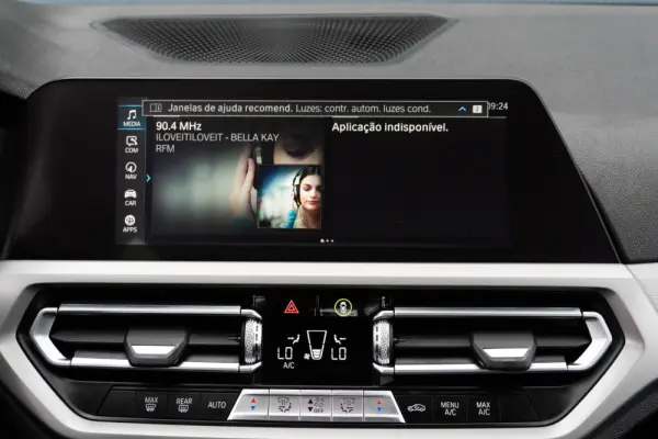 BMW 330 e Line Luxury Auto 12