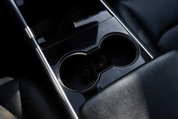 Tesla Model 3 Standard Range Plus RWD 44