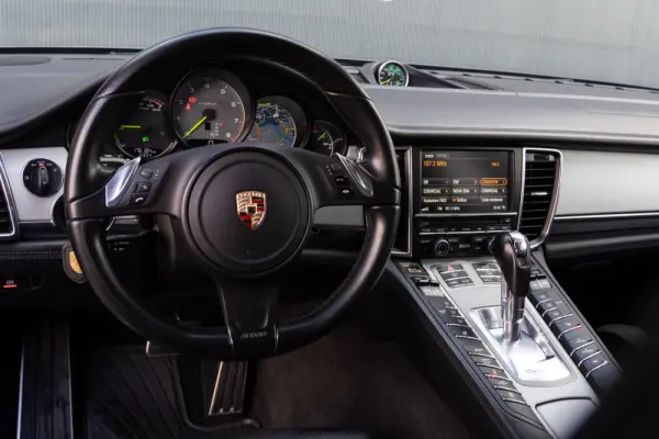 Porsche Panamera S E-Hybrid 7