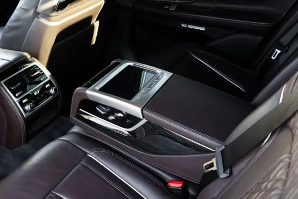 BMW 730 d Pack M Auto 37