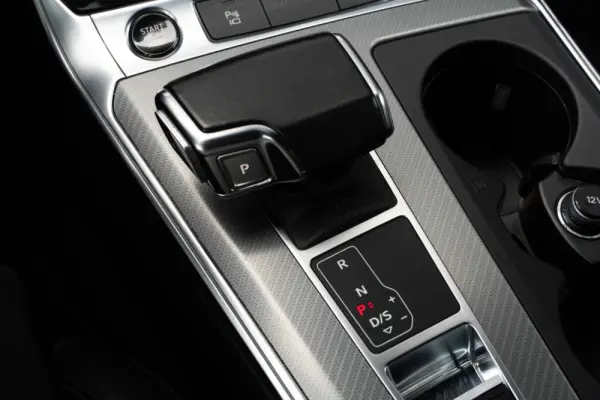 Audi A6 Avant 40 TDI S tronic 25