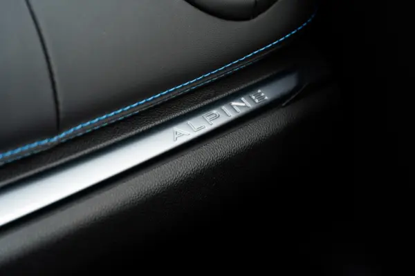Alpine A110 Légende 41