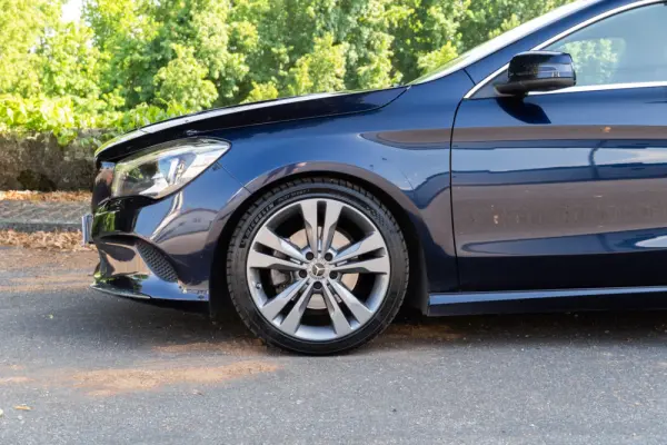 Mercedes-Benz CLA 180 d 33