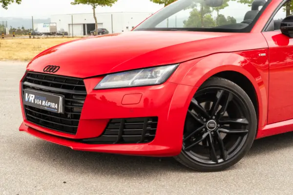 Audi TT Roadster 1.8 TFSi S-line S tronic 32