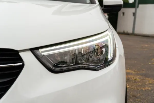 Opel Grandland X 1.2 T Business Edition 25
