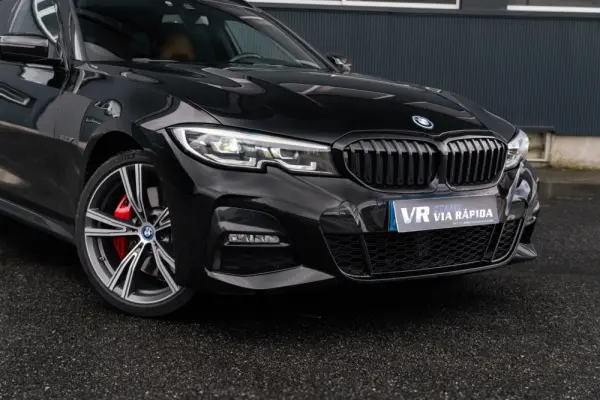 BMW 330 e Pack M Auto 30