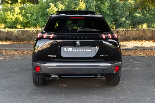 Peugeot 2008 1.2 PureTech GT 5