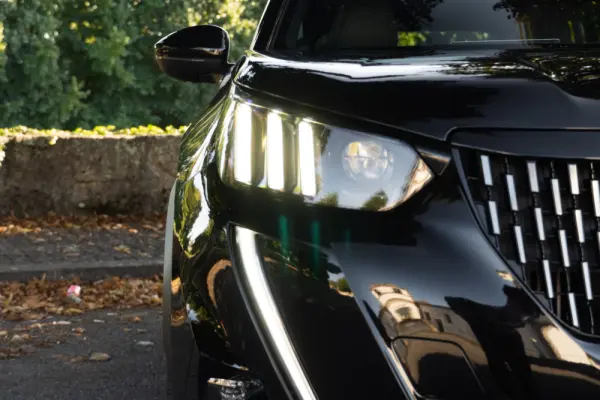 Peugeot 2008 1.2 PureTech GT 25