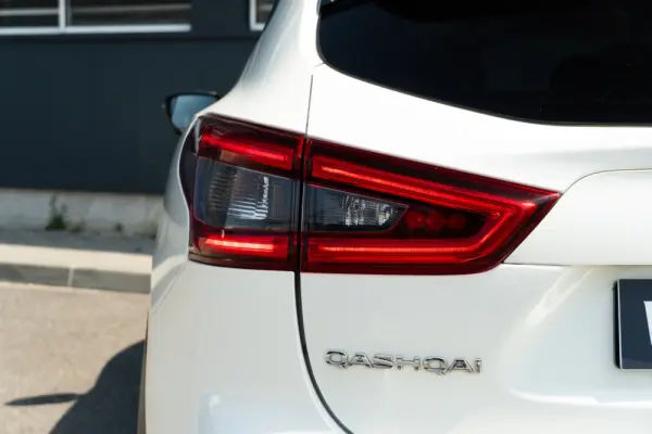 Nissan Qashqai 1.5 dCi N-Connecta J18 30