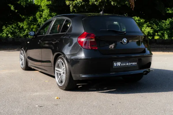 BMW 118 d 6