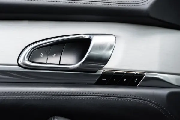 Porsche Panamera S E-Hybrid 31