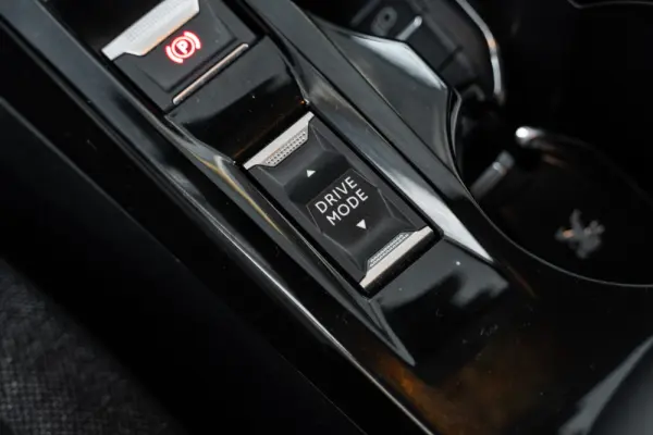 Peugeot e-208 50 kWh Active 40
