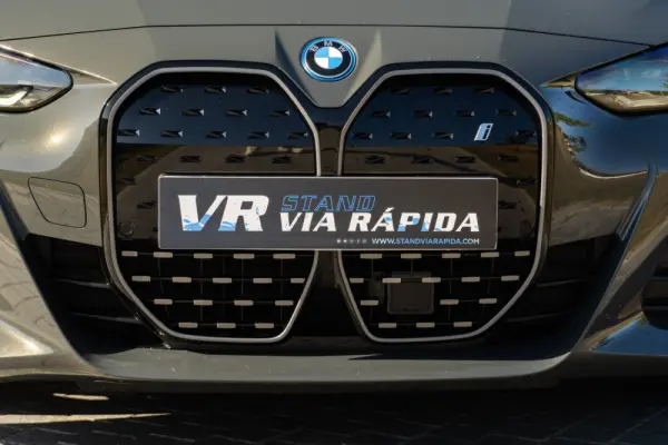BMW i4 eDrive35 Pack Desportivo M 28