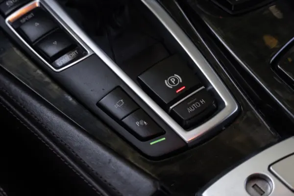 BMW 525 d Pack M Auto 23