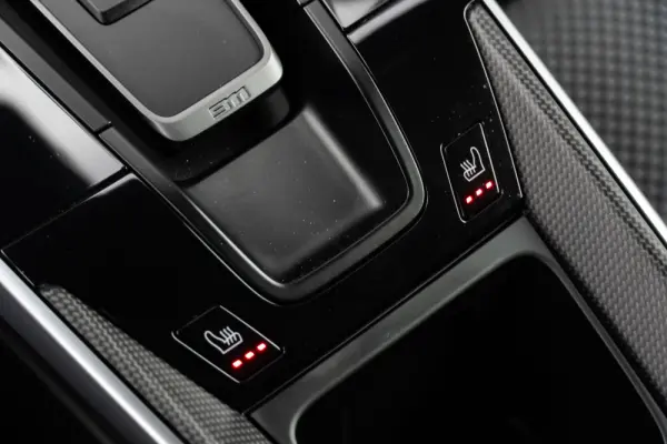 Porsche 911 (992) Carrera 4S PDK 28