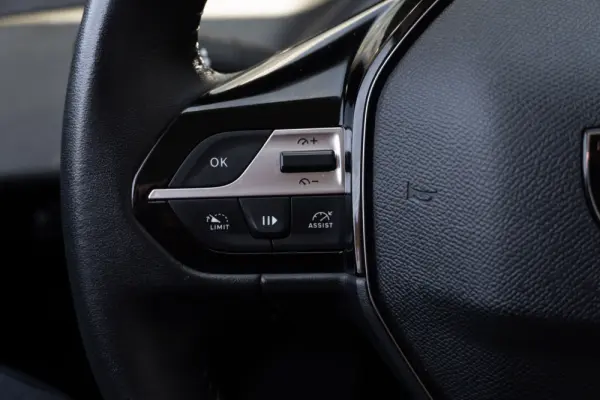 Peugeot 308 1.2 PureTech Allure 22