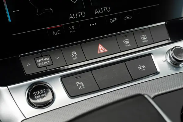 Audi A6 Avant 40 TDI S tronic 24