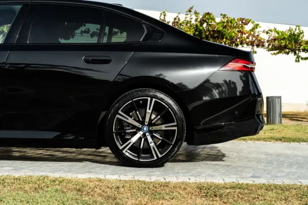 BMW i5 eDrive40 Pack Desportivo M 39