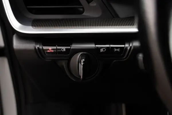 Porsche 911 (992) Carrera 4S PDK 59