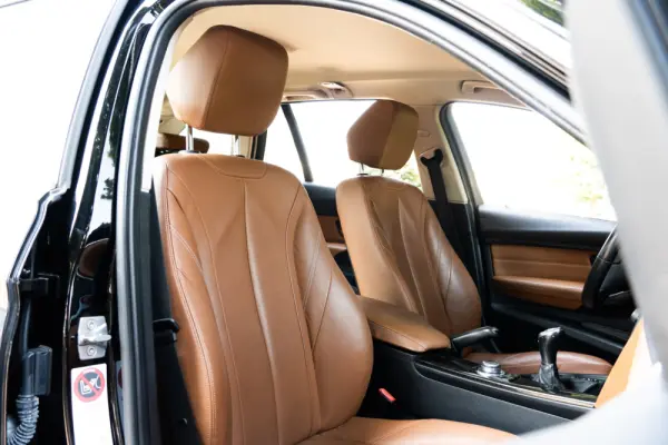 BMW 320 d xDrive Line Luxury 46