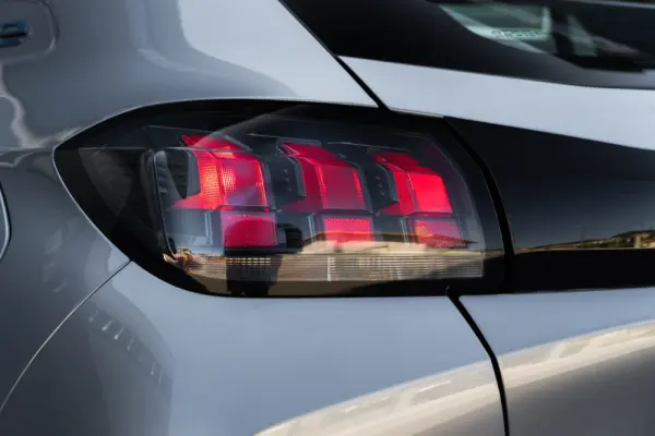 Peugeot e-208 50 kWh Active 38