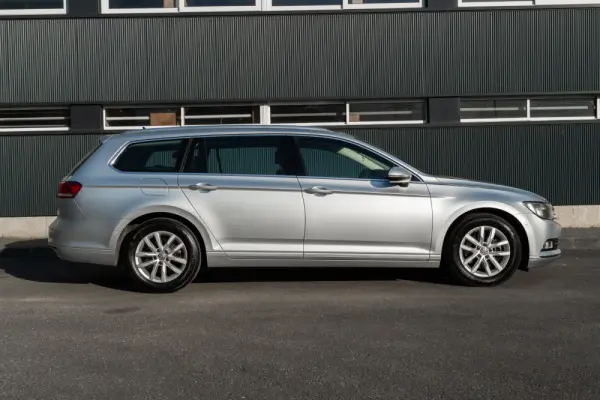 Volkswagen Passat Variant 1.6 TDI Confortline DSG 30