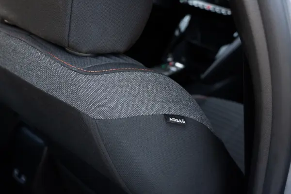 Peugeot e-208 50 kWh Active 47