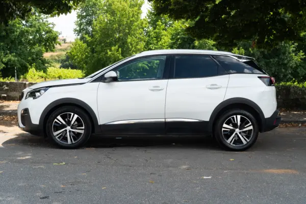 Peugeot 3008 1.5 BlueHDi Allure Pack 23