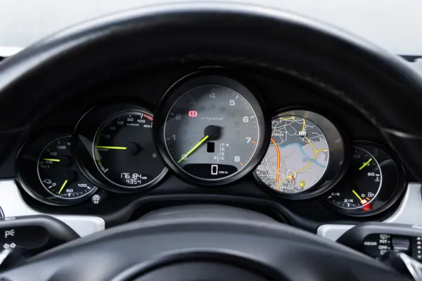 Porsche Panamera S E-Hybrid 12