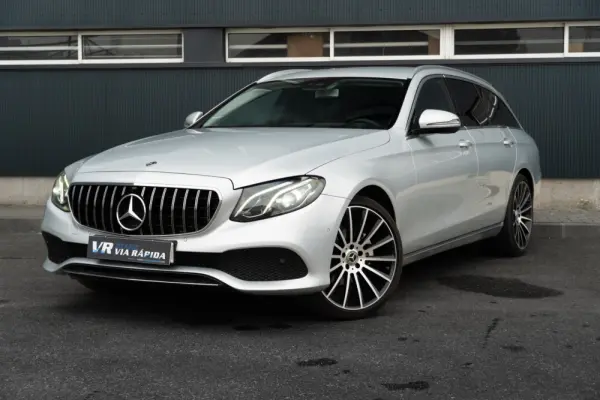 Mercedes-Benz E 220 D Avantgarde 1