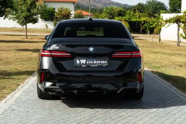 BMW i5 eDrive40 Pack Desportivo M 5