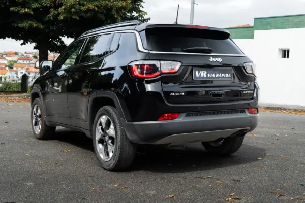 Jeep Compass 6