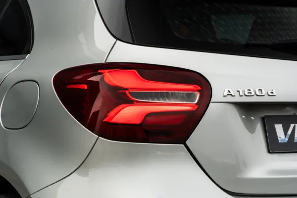 Mercedes-Benz A 180 d Style Plus Aut. 34