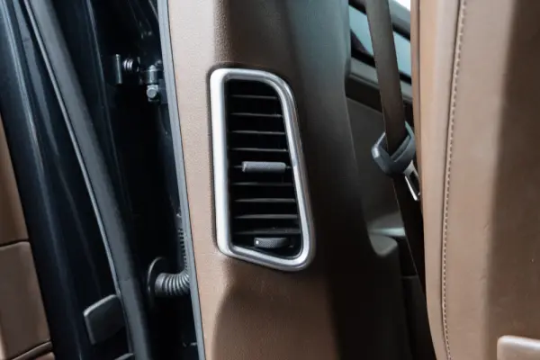 Porsche Panamera Sport Turismo 4 E-Hybrid Platinum Edition PDLS 54