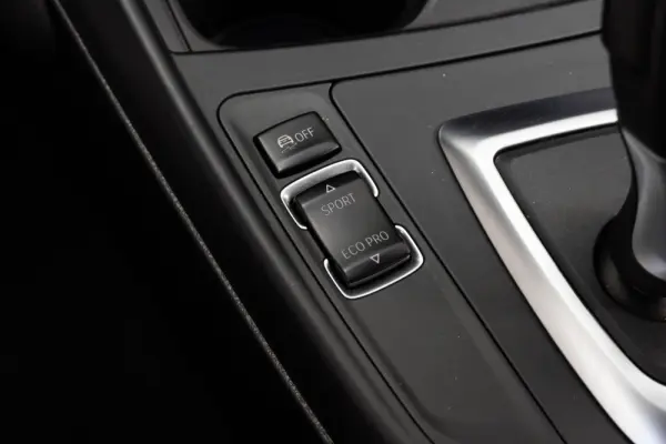 BMW 116 d Pack M Auto 27
